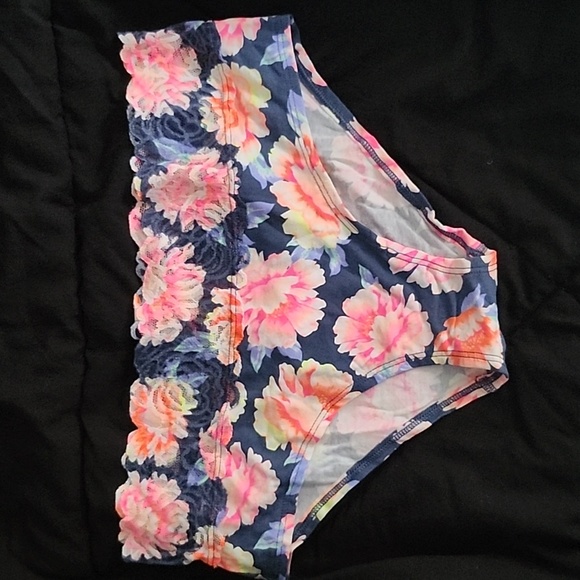 Pink Victoria Secert - Picture 2 of 6